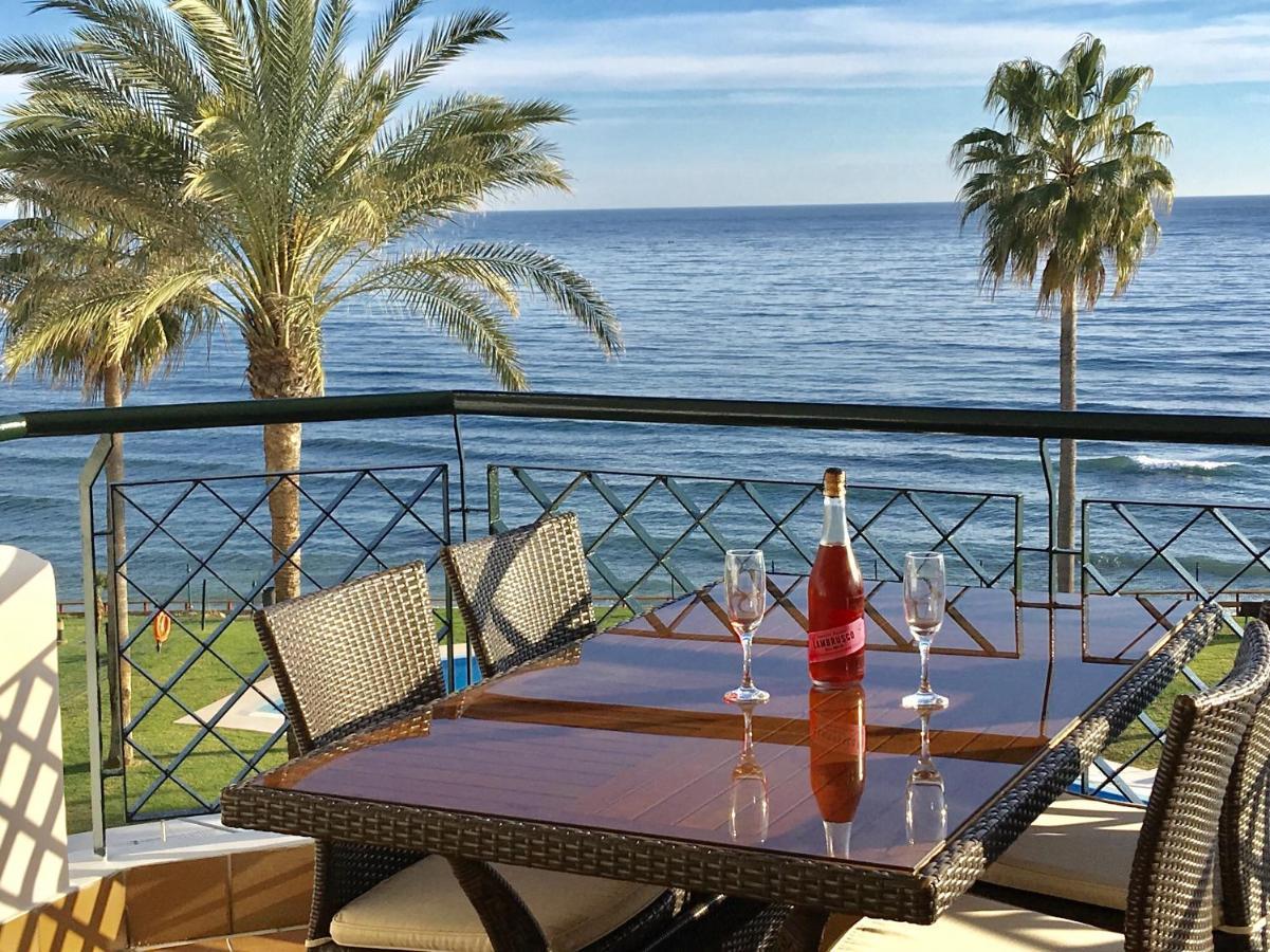 Mi Capricho C16 Beachfront Apartment Sitio de Calahonda Luaran gambar