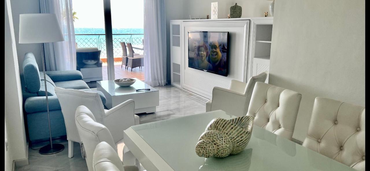 Mi Capricho C16 Beachfront Apartment Sitio de Calahonda Luaran gambar
