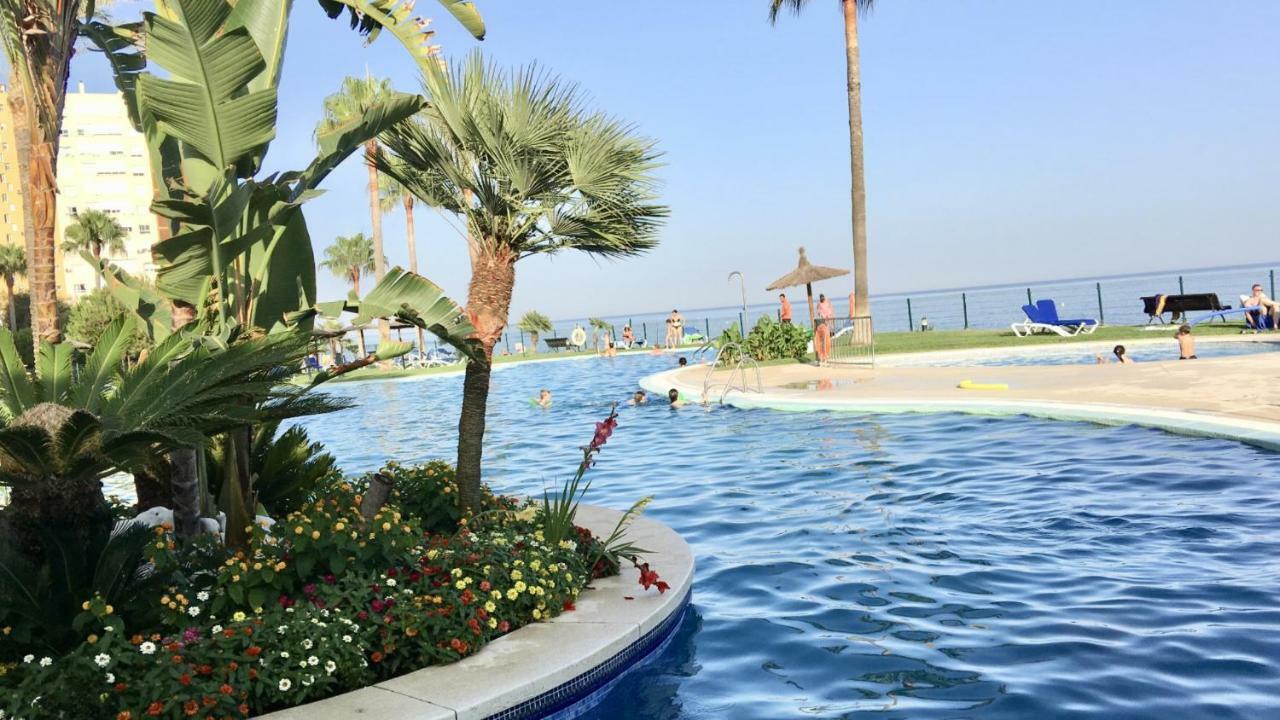 Mi Capricho C16 Beachfront Apartment Sitio de Calahonda Luaran gambar