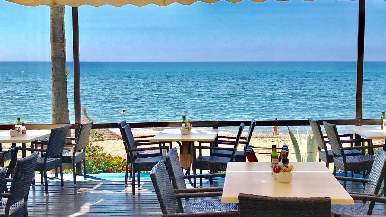 Mi Capricho C16 Beachfront Apartment Sitio de Calahonda Luaran gambar