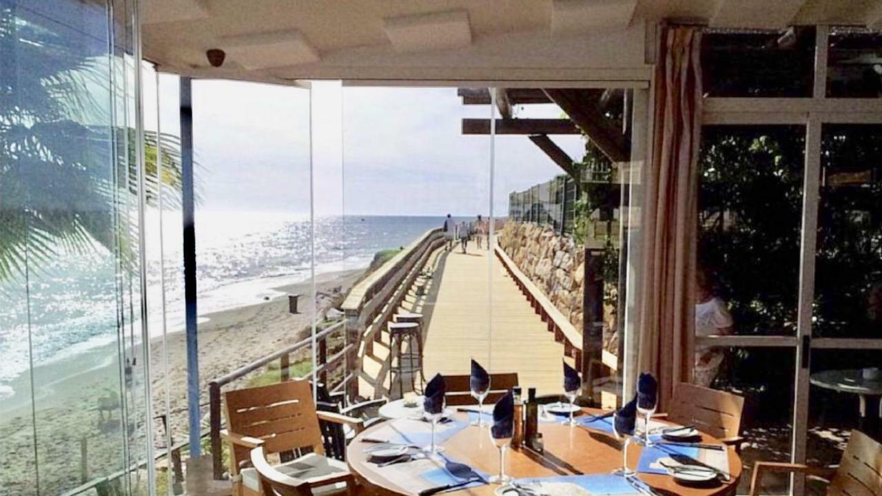 Mi Capricho C16 Beachfront Apartment Sitio de Calahonda Luaran gambar
